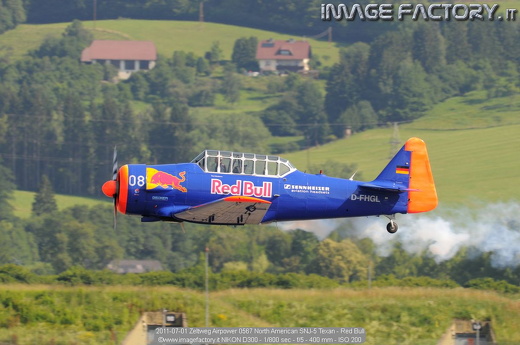 2011-07-01 Zeltweg Airpower 0567 North American SNJ-5 Texan - Red Bull